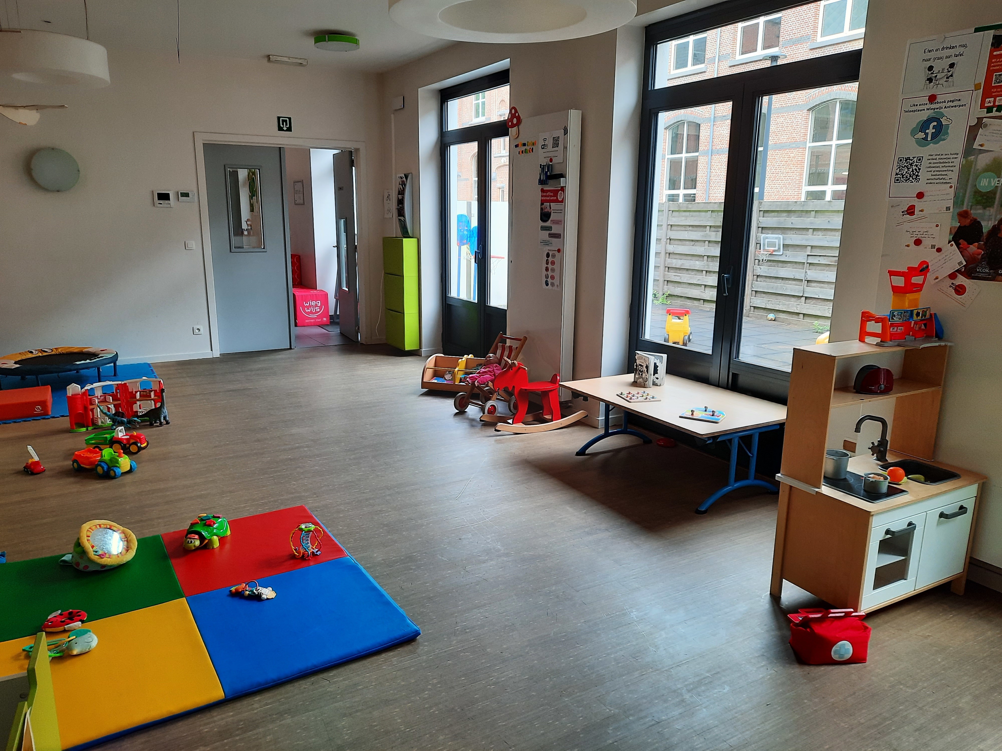 De spel- en ontmoetingsruimte in Huis van het Kind Antwerpen-Noord Pothoek.