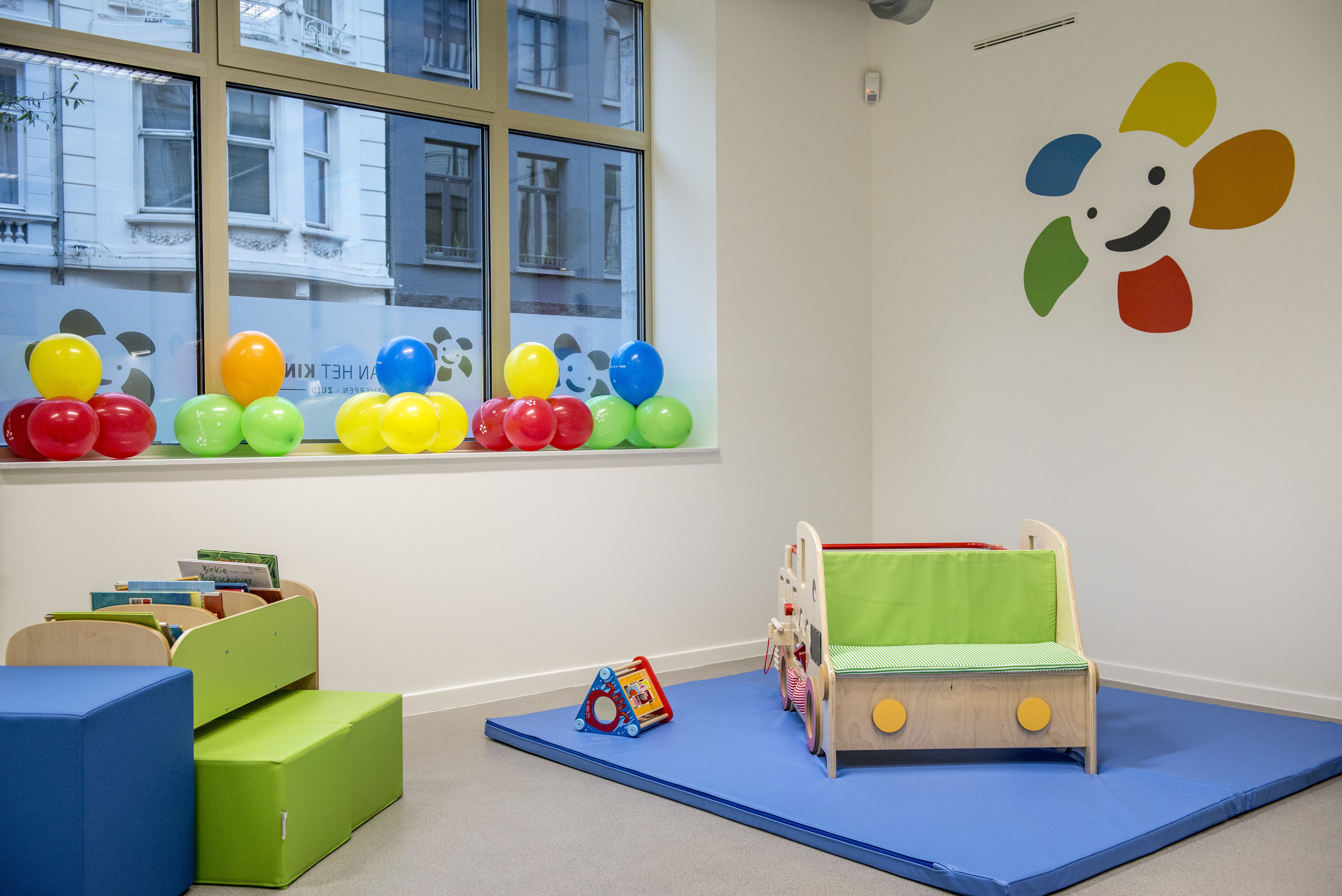 De spel- en ontmoetingsruimte in Huis van het Kind Antwerpen-Zuid.